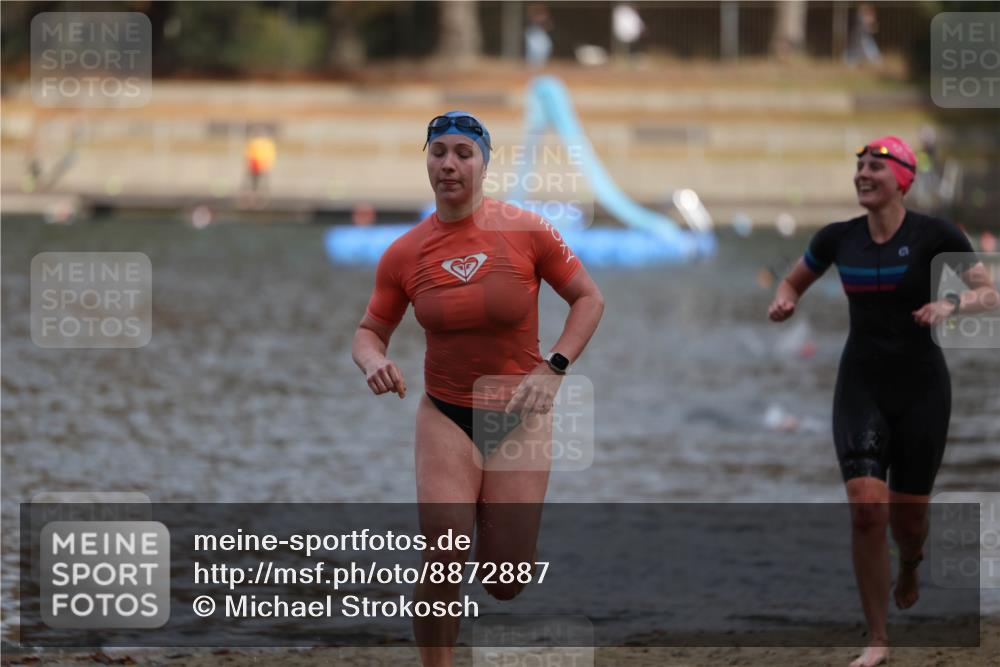 14.09.2025 - Stadtparktriathlon Michael Strokosch http://msf.ph/oto/8872887 14.09.2025 12:09:48 Schwimmen 1298, 1311 meine-sportfotos.de