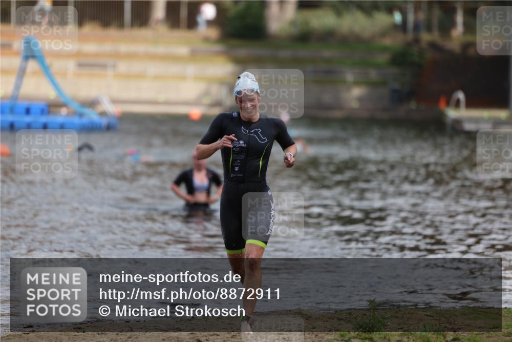 14.09.2025 - Stadtparktriathlon Michael Strokosch http://msf.ph/oto/8872911 14.09.2025 12:10:00 Schwimmen 1292 meine-sportfotos.de