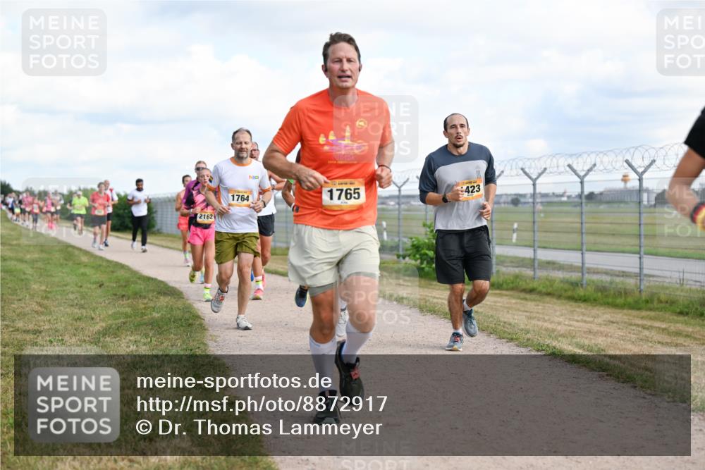 14.09.2025 - Airport Race Dr. Thomas Lammeyer http://msf.ph/oto/8872917 14.09.2025 12:17:37 Laufen 2162, 1764, 1765, 423 meine-sportfotos.de