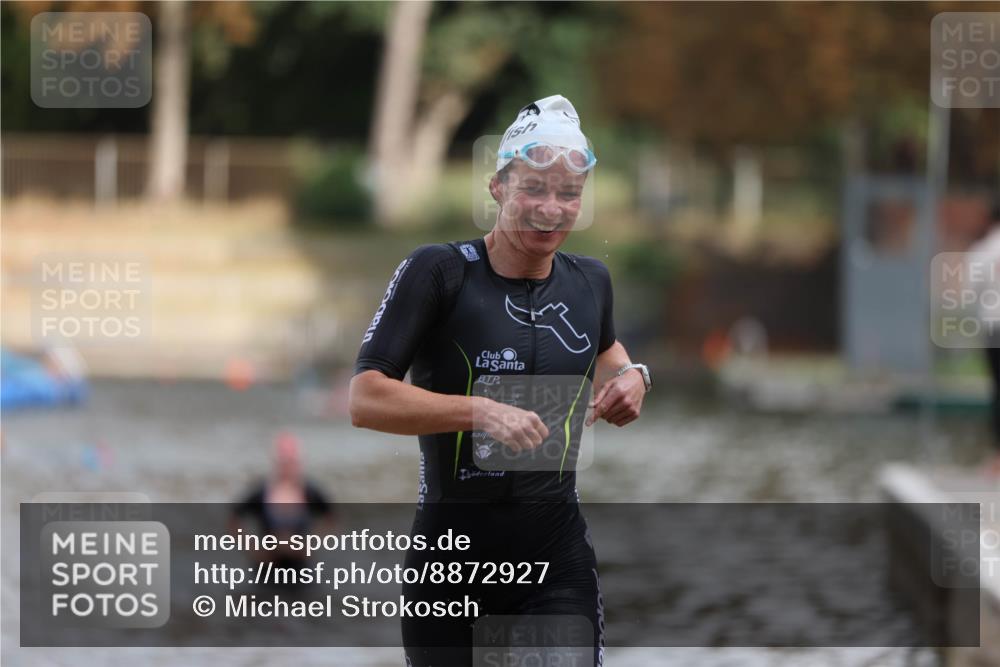 14.09.2025 - Stadtparktriathlon Michael Strokosch http://msf.ph/oto/8872927 14.09.2025 12:10:03 Schwimmen 1292 meine-sportfotos.de