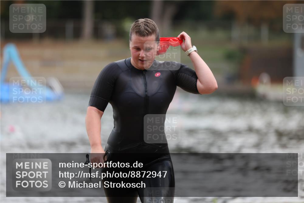 14.09.2025 - Stadtparktriathlon Michael Strokosch http://msf.ph/oto/8872947 14.09.2025 12:10:20 Schwimmen 1231 meine-sportfotos.de