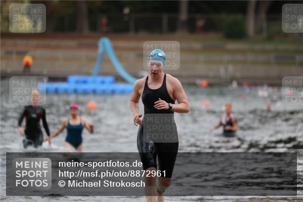 14.09.2025 - Stadtparktriathlon Michael Strokosch http://msf.ph/oto/8872961 14.09.2025 12:10:36 Schwimmen 1249, 1287 meine-sportfotos.de
