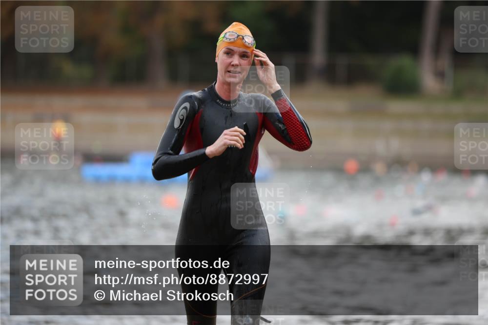 14.09.2025 - Stadtparktriathlon Michael Strokosch http://msf.ph/oto/8872997 14.09.2025 12:10:49 Schwimmen 1239, 1249, 1255 meine-sportfotos.de