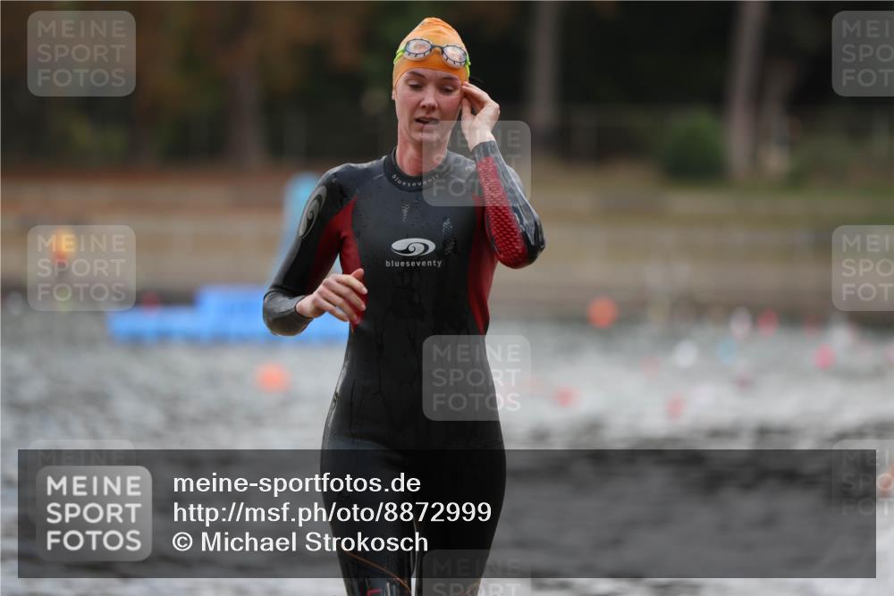 14.09.2025 - Stadtparktriathlon Michael Strokosch http://msf.ph/oto/8872999 14.09.2025 12:10:50 Schwimmen 1239, 1249, 1255 meine-sportfotos.de