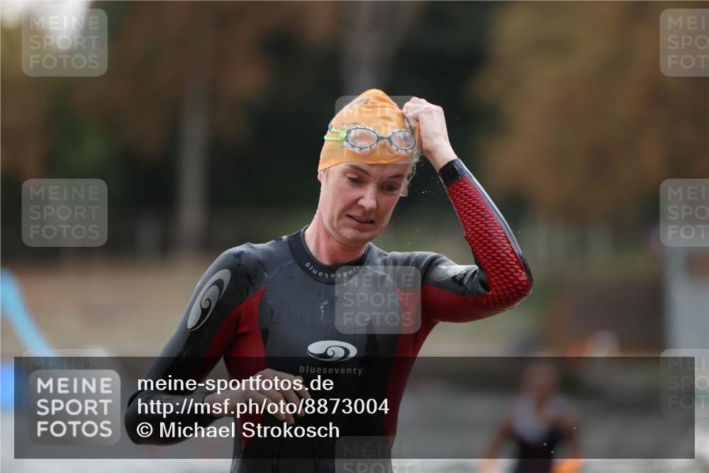 14.09.2025 - Stadtparktriathlon Michael Strokosch http://msf.ph/oto/8873004 14.09.2025 12:10:51 Schwimmen 1239, 1255 meine-sportfotos.de