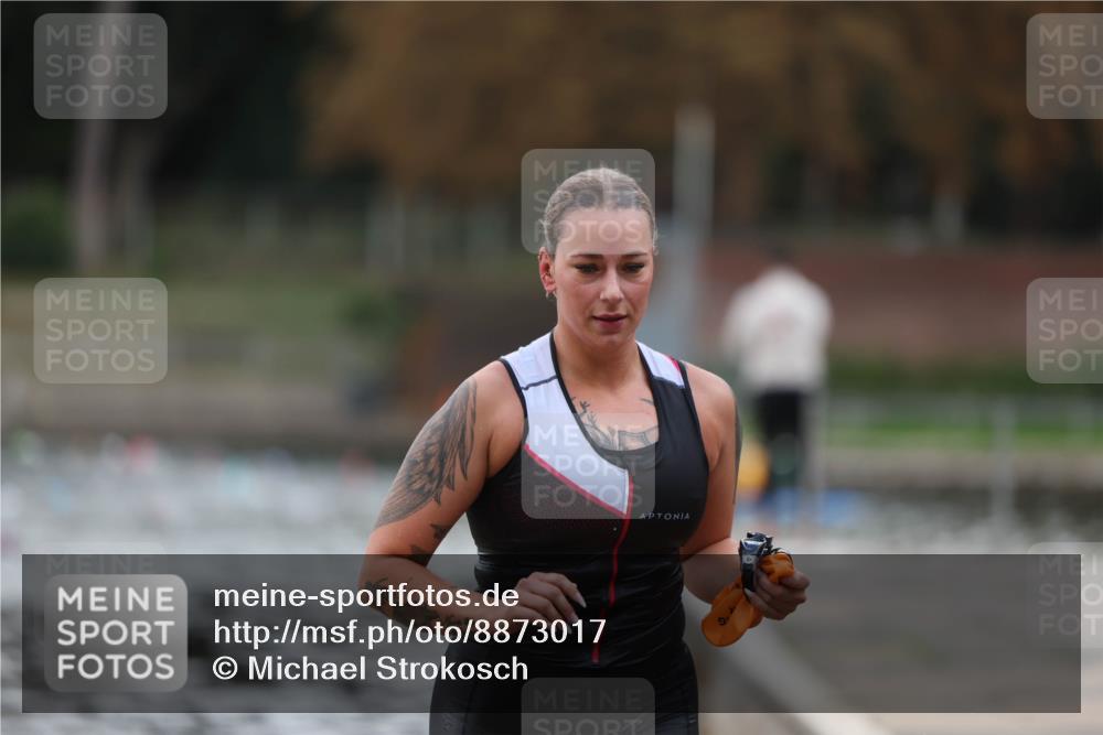 14.09.2025 - Stadtparktriathlon Michael Strokosch http://msf.ph/oto/8873017 14.09.2025 12:10:56 Schwimmen 1255 meine-sportfotos.de