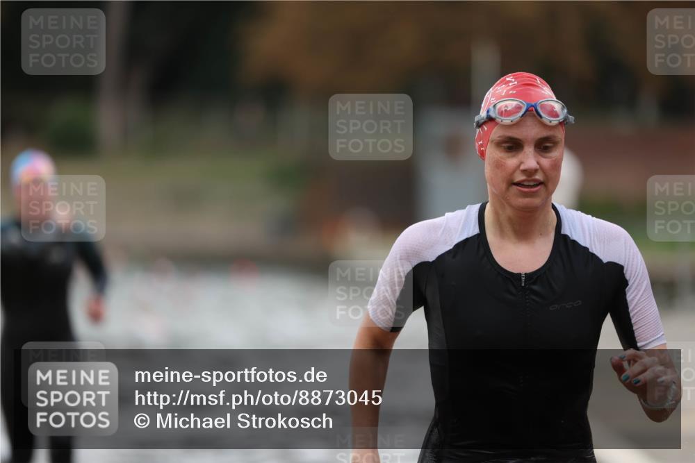14.09.2025 - Stadtparktriathlon Michael Strokosch http://msf.ph/oto/8873045 14.09.2025 12:11:23 Schwimmen 1245, 1258, 1261, 1281, 1301, 1304 meine-sportfotos.de
