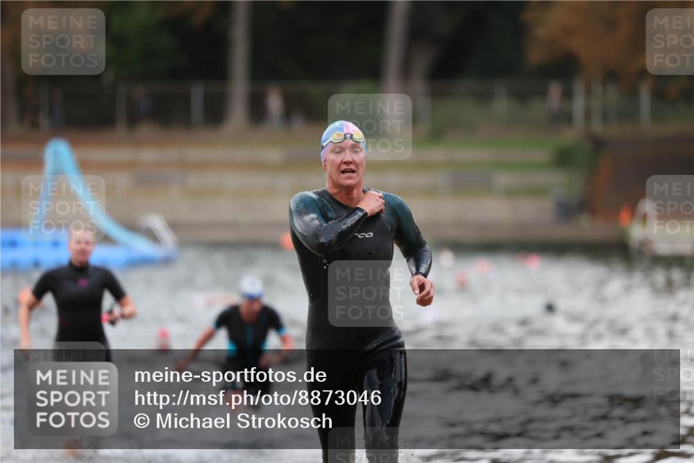 14.09.2025 - Stadtparktriathlon Michael Strokosch http://msf.ph/oto/8873046 14.09.2025 12:11:24 Schwimmen 1245, 1258, 1261, 1281, 1304 meine-sportfotos.de