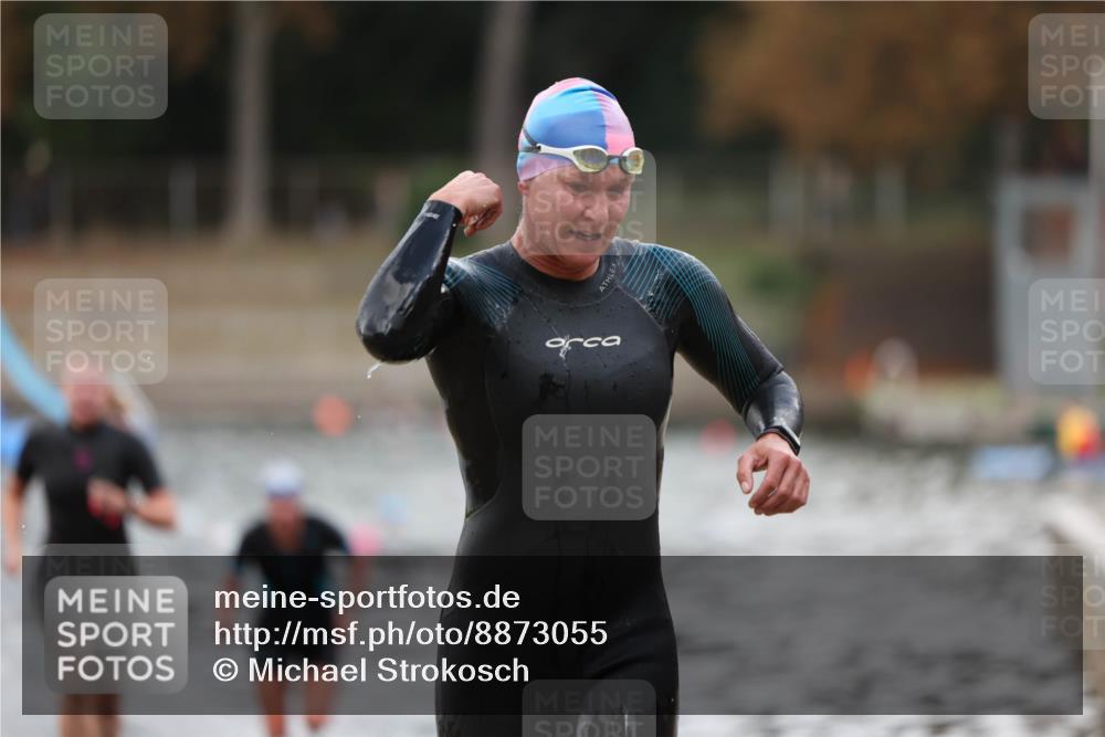 14.09.2025 - Stadtparktriathlon Michael Strokosch http://msf.ph/oto/8873055 14.09.2025 12:11:25 Schwimmen 1245, 1258, 1261, 1281, 1304 meine-sportfotos.de