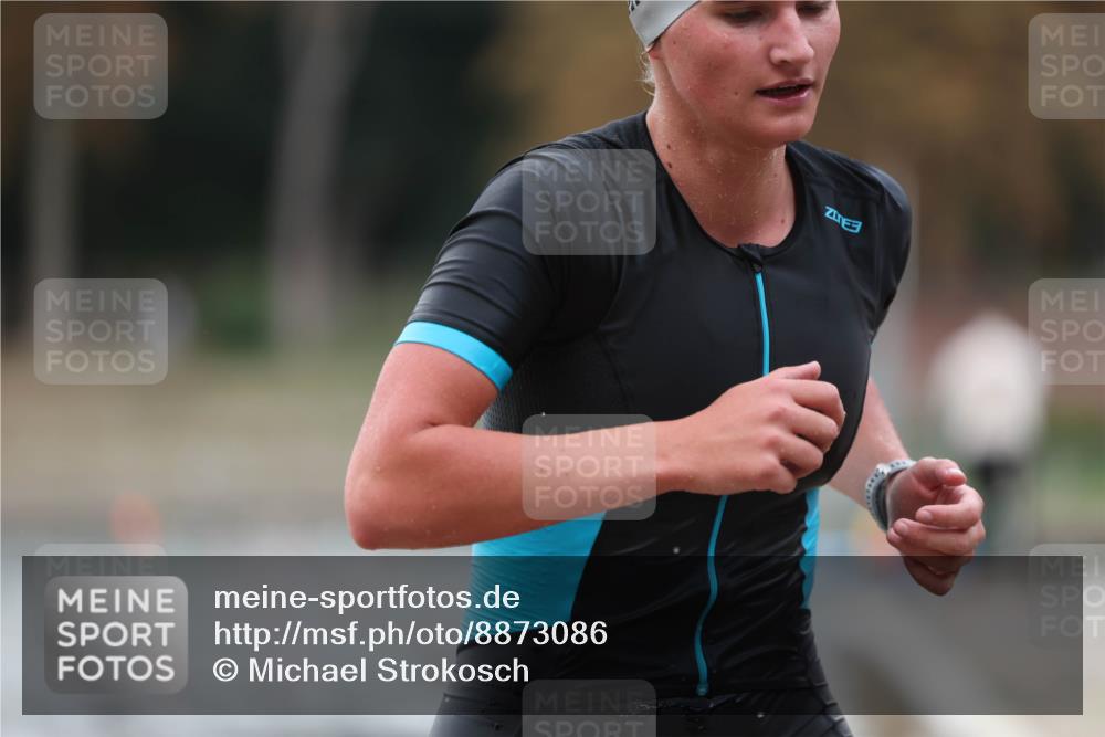 14.09.2025 - Stadtparktriathlon Michael Strokosch http://msf.ph/oto/8873086 14.09.2025 12:11:32 Schwimmen 1258, 1261, 1304, 1306 meine-sportfotos.de