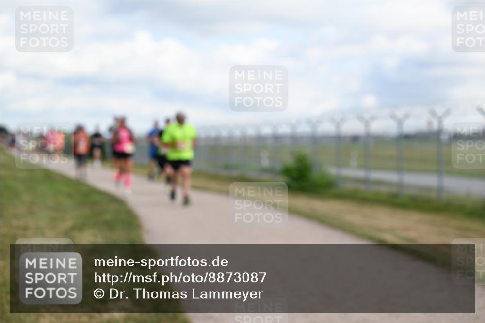 14.09.2025 - Airport Race Dr. Thomas Lammeyer http://msf.ph/oto/8873087 14.09.2025 12:17:48 Laufen  meine-sportfotos.de