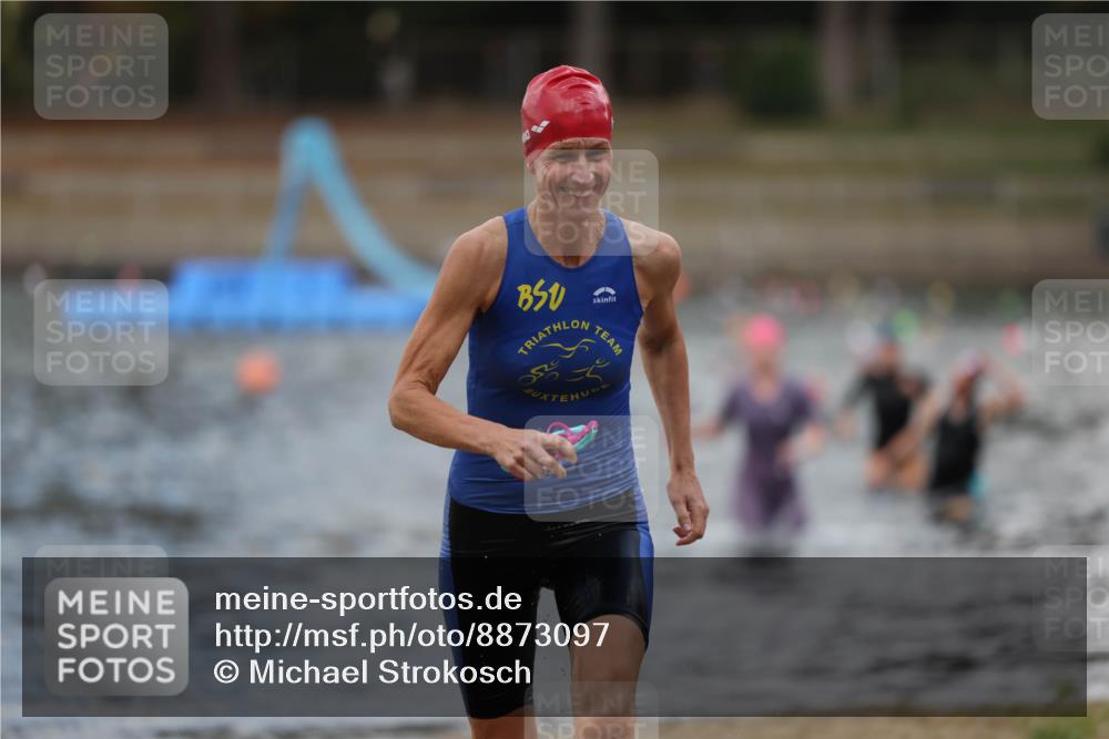 14.09.2025 - Stadtparktriathlon Michael Strokosch http://msf.ph/oto/8873097 14.09.2025 12:11:43 Schwimmen 1224, 1247, 1306 meine-sportfotos.de