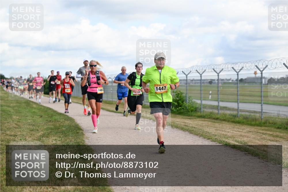 14.09.2025 - Airport Race Dr. Thomas Lammeyer http://msf.ph/oto/8873102 14.09.2025 12:17:50 Laufen 1014, 1463, 1447 meine-sportfotos.de