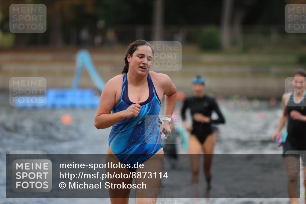 14.09.2025 - Stadtparktriathlon Michael Strokosch http://msf.ph/oto/8873114 14.09.2025 12:11:54 Schwimmen 1224, 1247, 1252, 1256, 1289, 1317 meine-sportfotos.de