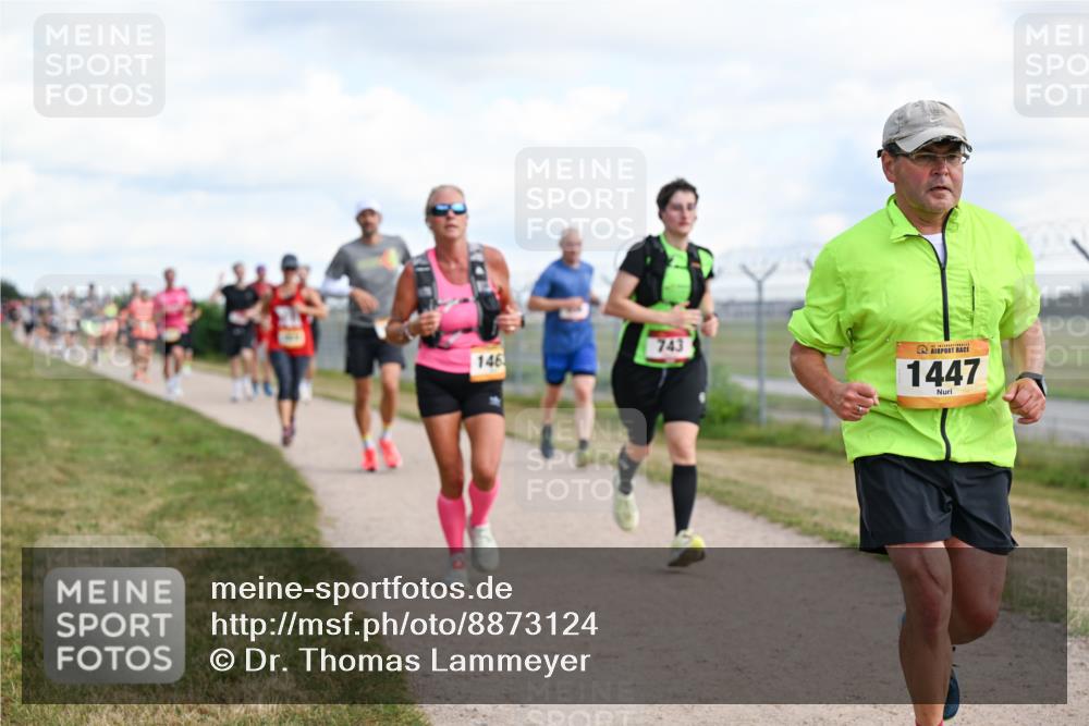 14.09.2025 - Airport Race Dr. Thomas Lammeyer http://msf.ph/oto/8873124 14.09.2025 12:17:52 Laufen 146, 743, 1447 meine-sportfotos.de