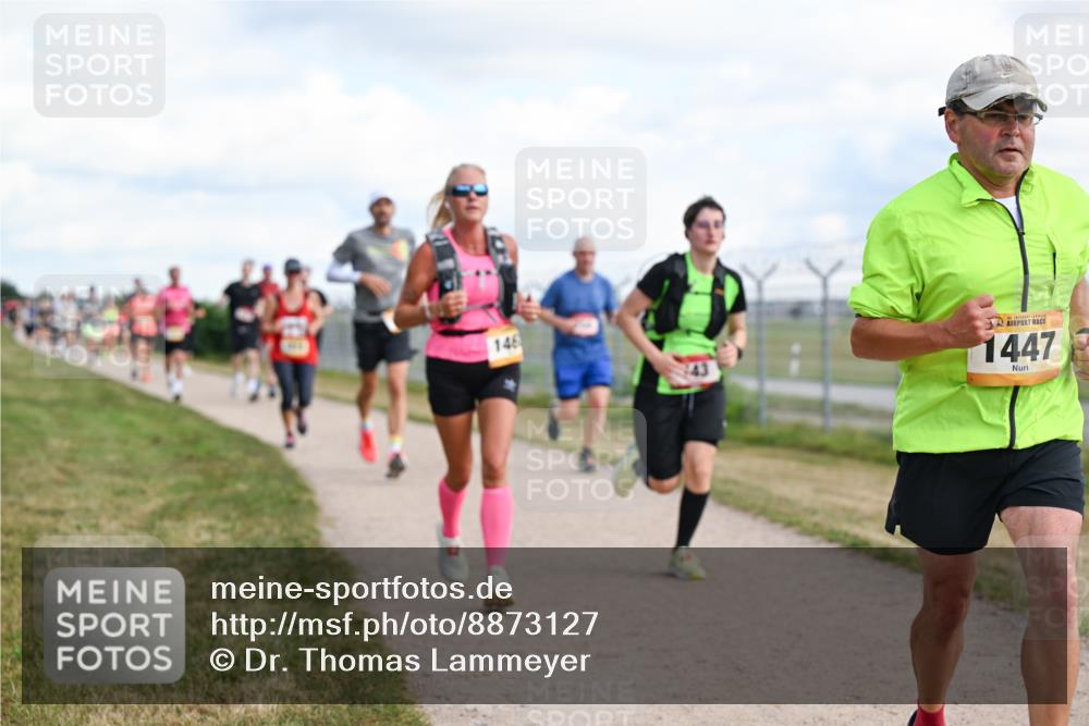 14.09.2025 - Airport Race Dr. Thomas Lammeyer http://msf.ph/oto/8873127 14.09.2025 12:17:52 Laufen 146, 1447 meine-sportfotos.de