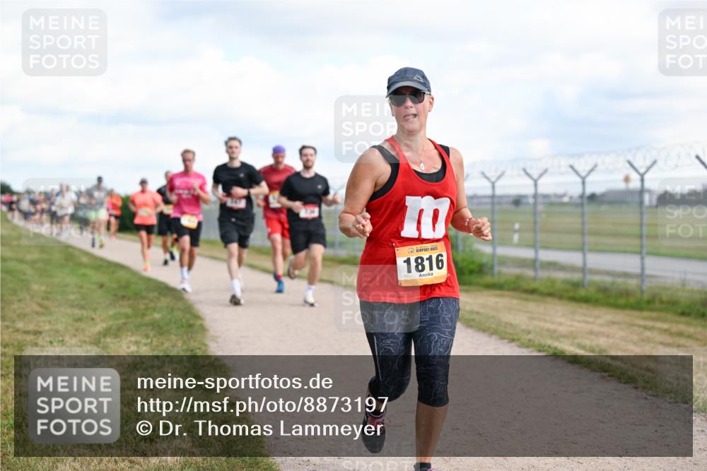 14.09.2025 - Airport Race Dr. Thomas Lammeyer http://msf.ph/oto/8873197 14.09.2025 12:17:56 Laufen 1816 meine-sportfotos.de