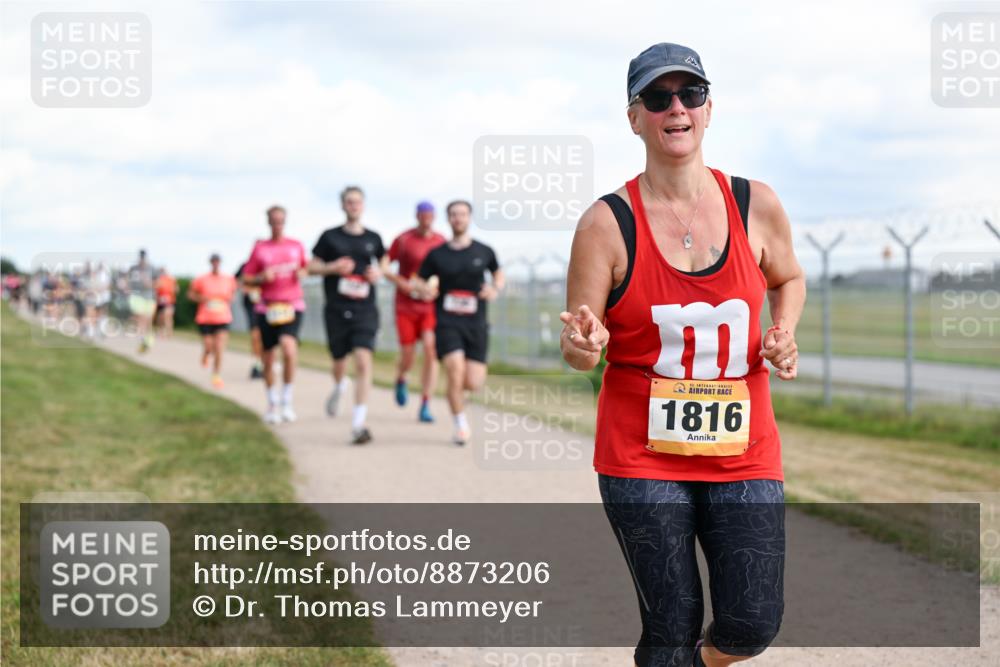 14.09.2025 - Airport Race Dr. Thomas Lammeyer http://msf.ph/oto/8873206 14.09.2025 12:17:57 Laufen 1816 meine-sportfotos.de