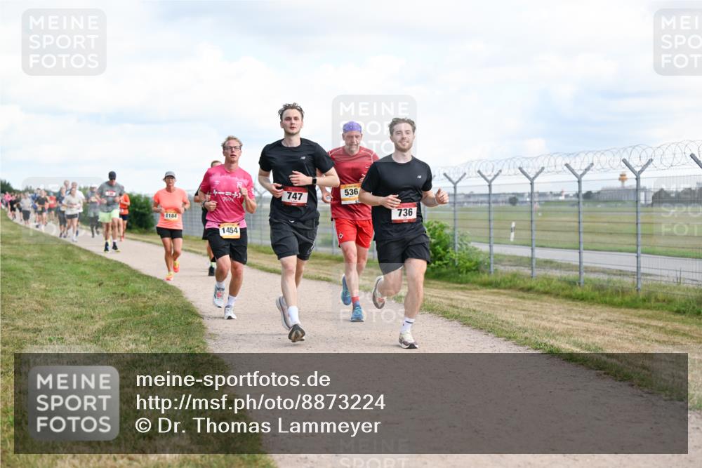 14.09.2025 - Airport Race Dr. Thomas Lammeyer http://msf.ph/oto/8873224 14.09.2025 12:17:58 Laufen 1111, 1184, 1454, 747, 536, 736 meine-sportfotos.de