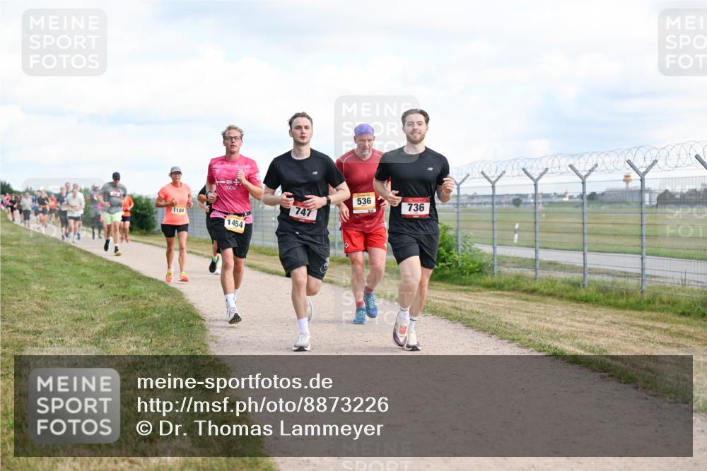 14.09.2025 - Airport Race Dr. Thomas Lammeyer http://msf.ph/oto/8873226 14.09.2025 12:17:58 Laufen 1184, 1454, 747, 536, 736 meine-sportfotos.de