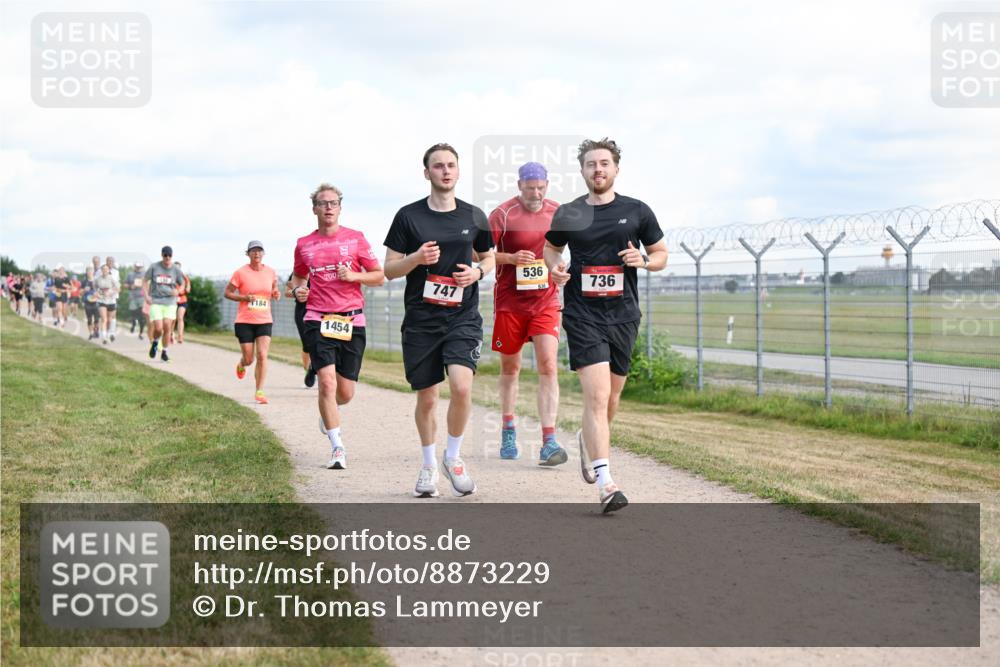 14.09.2025 - Airport Race Dr. Thomas Lammeyer http://msf.ph/oto/8873229 14.09.2025 12:17:58 Laufen 184, 1454, 747, 536, 736 meine-sportfotos.de