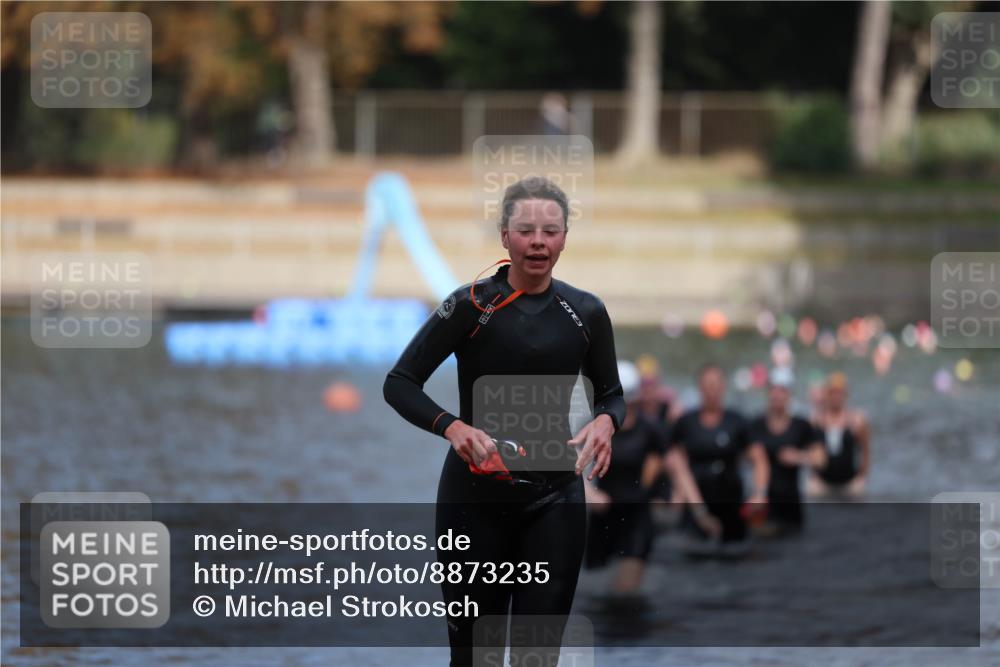14.09.2025 - Stadtparktriathlon Michael Strokosch http://msf.ph/oto/8873235 14.09.2025 12:12:40 Schwimmen 1250, 1260, 1314 meine-sportfotos.de