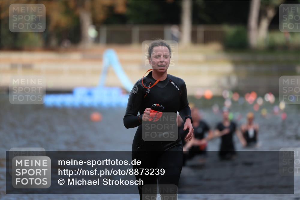 14.09.2025 - Stadtparktriathlon Michael Strokosch http://msf.ph/oto/8873239 14.09.2025 12:12:41 Schwimmen 1250, 1260, 1310, 1314 meine-sportfotos.de