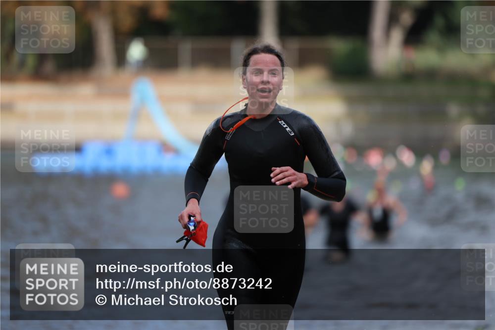 14.09.2025 - Stadtparktriathlon Michael Strokosch http://msf.ph/oto/8873242 14.09.2025 12:12:41 Schwimmen 1250, 1260, 1310, 1314 meine-sportfotos.de