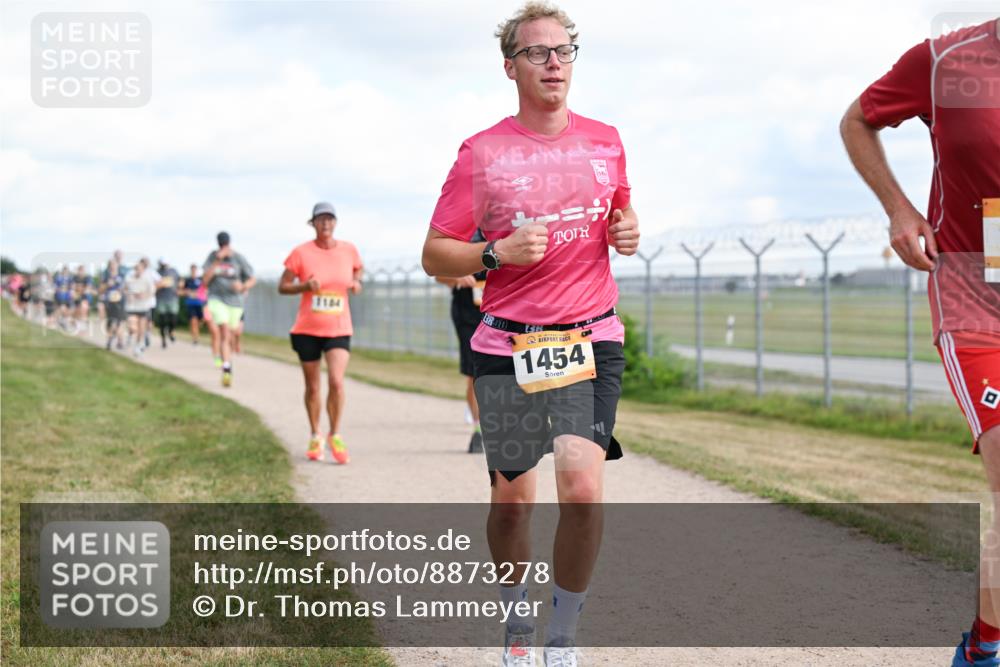 14.09.2025 - Airport Race Dr. Thomas Lammeyer http://msf.ph/oto/8873278 14.09.2025 12:18:01 Laufen 1454 meine-sportfotos.de