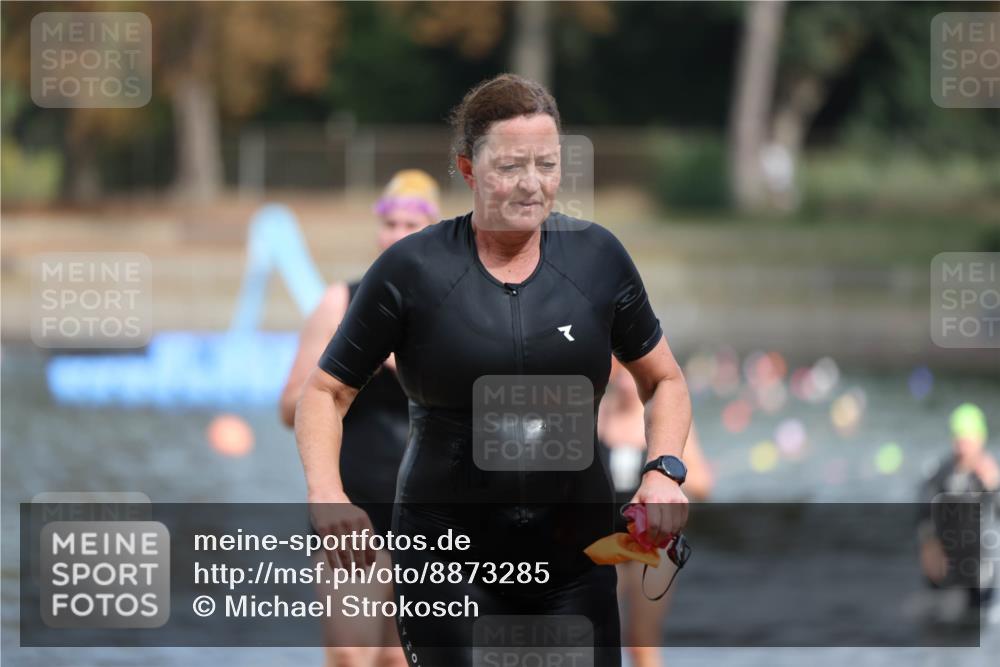 14.09.2025 - Stadtparktriathlon Michael Strokosch http://msf.ph/oto/8873285 14.09.2025 12:12:55 Schwimmen 1242, 1275, 1293, 1296, 1310 meine-sportfotos.de