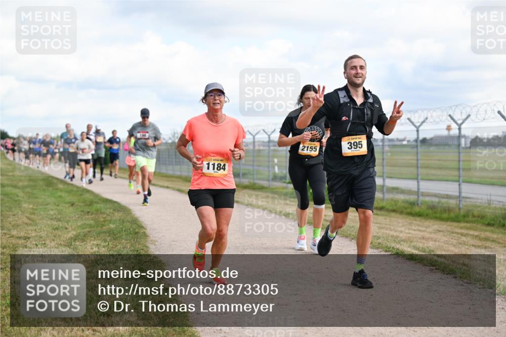 14.09.2025 - Airport Race Dr. Thomas Lammeyer http://msf.ph/oto/8873305 14.09.2025 12:18:02 Laufen 1184, 2155, 395 meine-sportfotos.de
