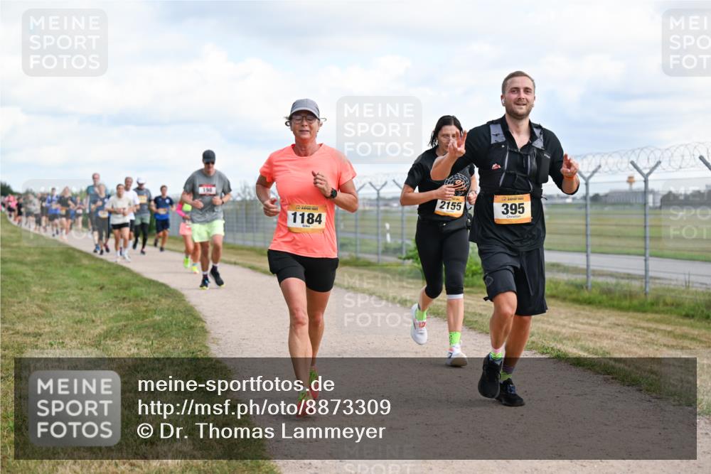 14.09.2025 - Airport Race Dr. Thomas Lammeyer http://msf.ph/oto/8873309 14.09.2025 12:18:02 Laufen 1184, 2155, 395 meine-sportfotos.de