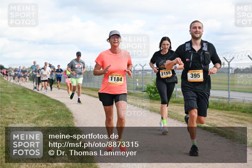 14.09.2025 - Airport Race Dr. Thomas Lammeyer http://msf.ph/oto/8873315 14.09.2025 12:18:03 Laufen 198, 1184, 2155, 395 meine-sportfotos.de