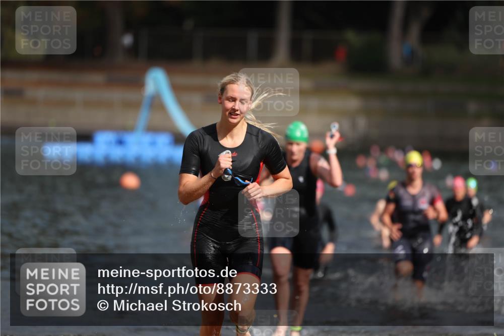 14.09.2025 - Stadtparktriathlon Michael Strokosch http://msf.ph/oto/8873333 14.09.2025 12:13:15 Schwimmen 1223, 1264, 1267, 1280, 1321 meine-sportfotos.de