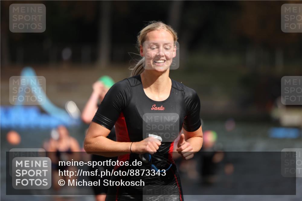 14.09.2025 - Stadtparktriathlon Michael Strokosch http://msf.ph/oto/8873343 14.09.2025 12:13:17 Schwimmen 1223, 1264, 1267, 1280, 1321 meine-sportfotos.de
