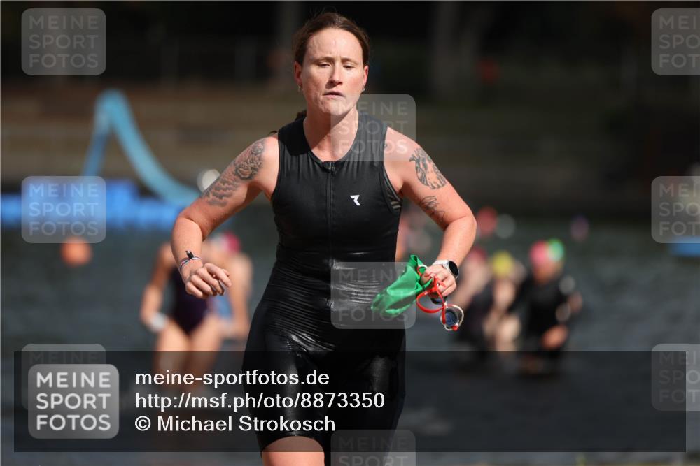 14.09.2025 - Stadtparktriathlon Michael Strokosch http://msf.ph/oto/8873350 14.09.2025 12:13:19 Schwimmen 1223, 1251, 1257, 1264, 1267, 1280, 1321 meine-sportfotos.de