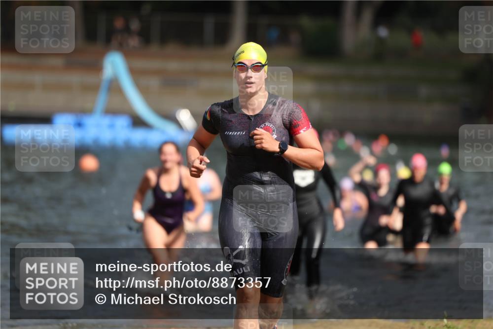 14.09.2025 - Stadtparktriathlon Michael Strokosch http://msf.ph/oto/8873357 14.09.2025 12:13:21 Schwimmen 1223, 1251, 1257, 1264, 1267, 1286, 1321 meine-sportfotos.de