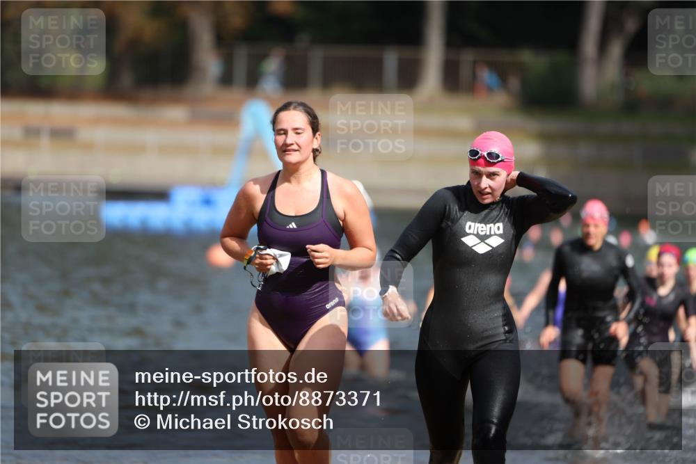 14.09.2025 - Stadtparktriathlon Michael Strokosch http://msf.ph/oto/8873371 14.09.2025 12:13:25 Schwimmen 1222, 1223, 1251, 1257, 1264, 1277, 1286, 1312, 1321 meine-sportfotos.de