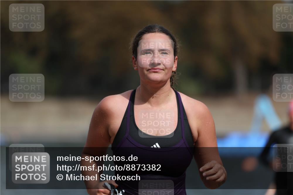14.09.2025 - Stadtparktriathlon Michael Strokosch http://msf.ph/oto/8873382 14.09.2025 12:13:28 Schwimmen 1222, 1251, 1257, 1264, 1277, 1286, 1312, 1321 meine-sportfotos.de