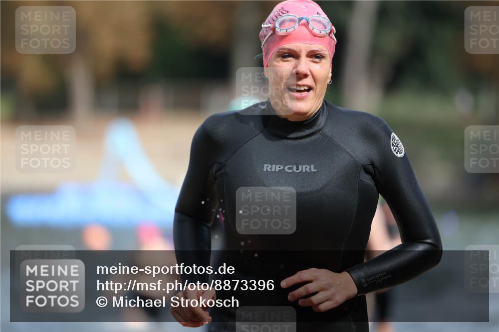 14.09.2025 - Stadtparktriathlon Michael Strokosch http://msf.ph/oto/8873396 14.09.2025 12:13:31 Schwimmen 1222, 1251, 1257, 1264, 1277, 1286, 1312, 1319, 1321 meine-sportfotos.de