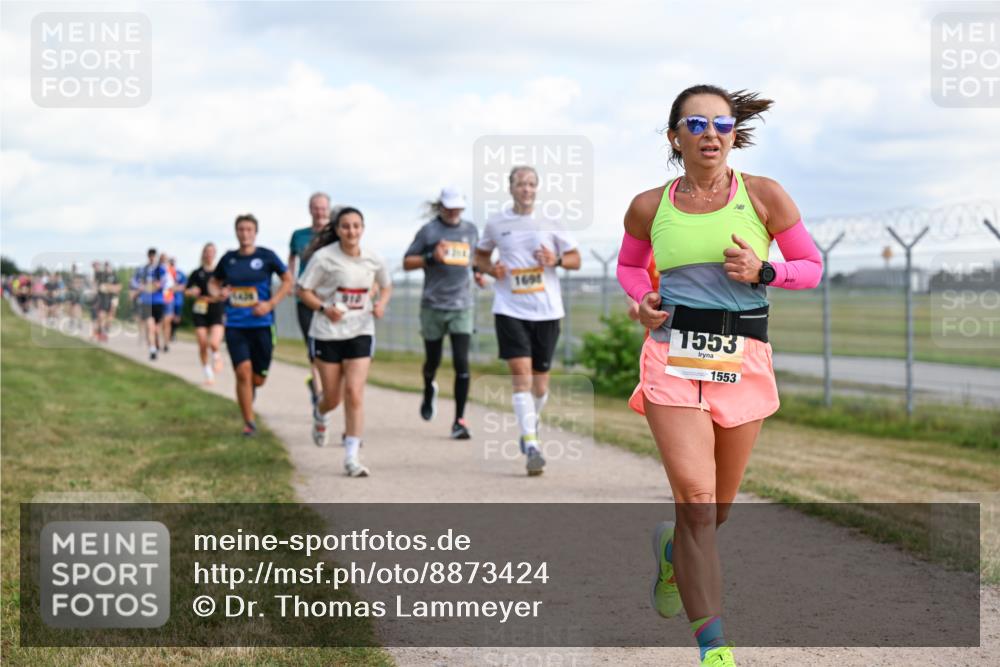 14.09.2025 - Airport Race Dr. Thomas Lammeyer http://msf.ph/oto/8873424 14.09.2025 12:18:09 Laufen 1698, 1553, 1553 meine-sportfotos.de