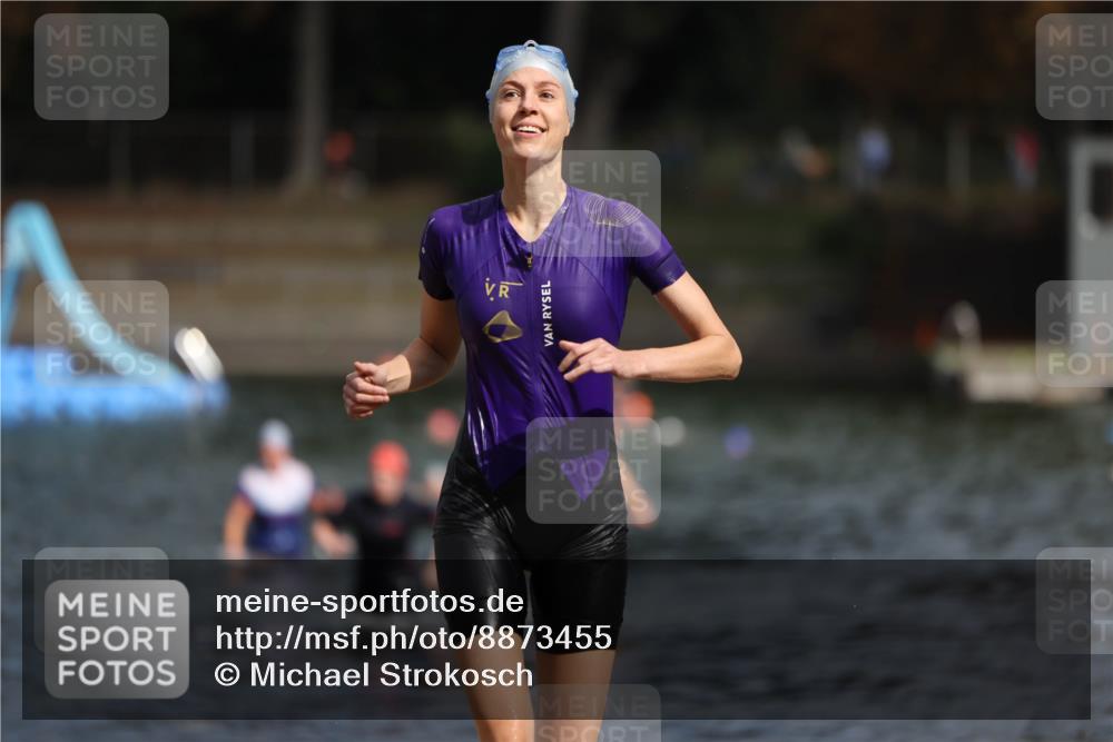 14.09.2025 - Stadtparktriathlon Michael Strokosch http://msf.ph/oto/8873455 14.09.2025 12:13:47 Schwimmen 1236, 1263, 1291, 1319 meine-sportfotos.de