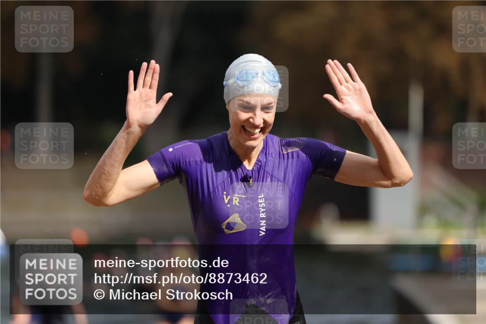 14.09.2025 - Stadtparktriathlon Michael Strokosch http://msf.ph/oto/8873462 14.09.2025 12:13:48 Schwimmen 1236, 1263, 1288, 1291 meine-sportfotos.de