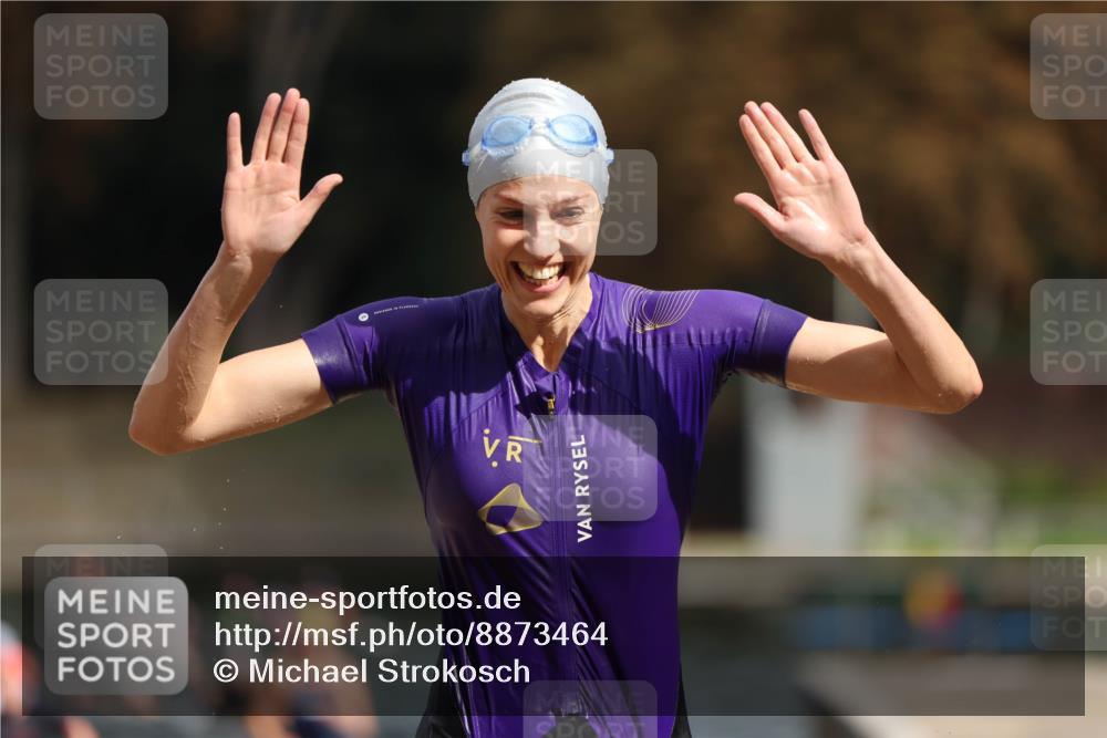 14.09.2025 - Stadtparktriathlon Michael Strokosch http://msf.ph/oto/8873464 14.09.2025 12:13:48 Schwimmen 1236, 1263, 1288, 1291 meine-sportfotos.de