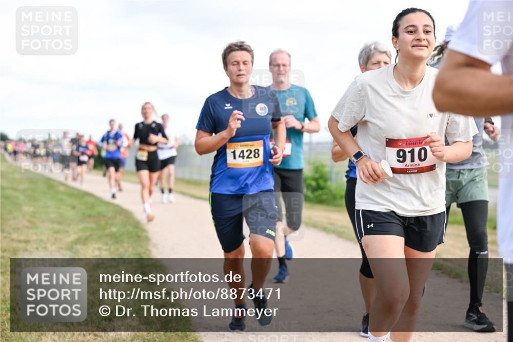 14.09.2025 - Airport Race Dr. Thomas Lammeyer http://msf.ph/oto/8873471 14.09.2025 12:18:12 Laufen 1428, 910 meine-sportfotos.de