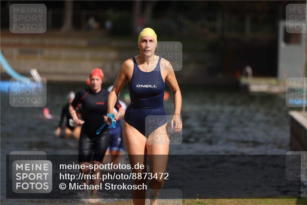 14.09.2025 - Stadtparktriathlon Michael Strokosch http://msf.ph/oto/8873472 14.09.2025 12:13:56 Schwimmen 1236, 1237, 1288 meine-sportfotos.de