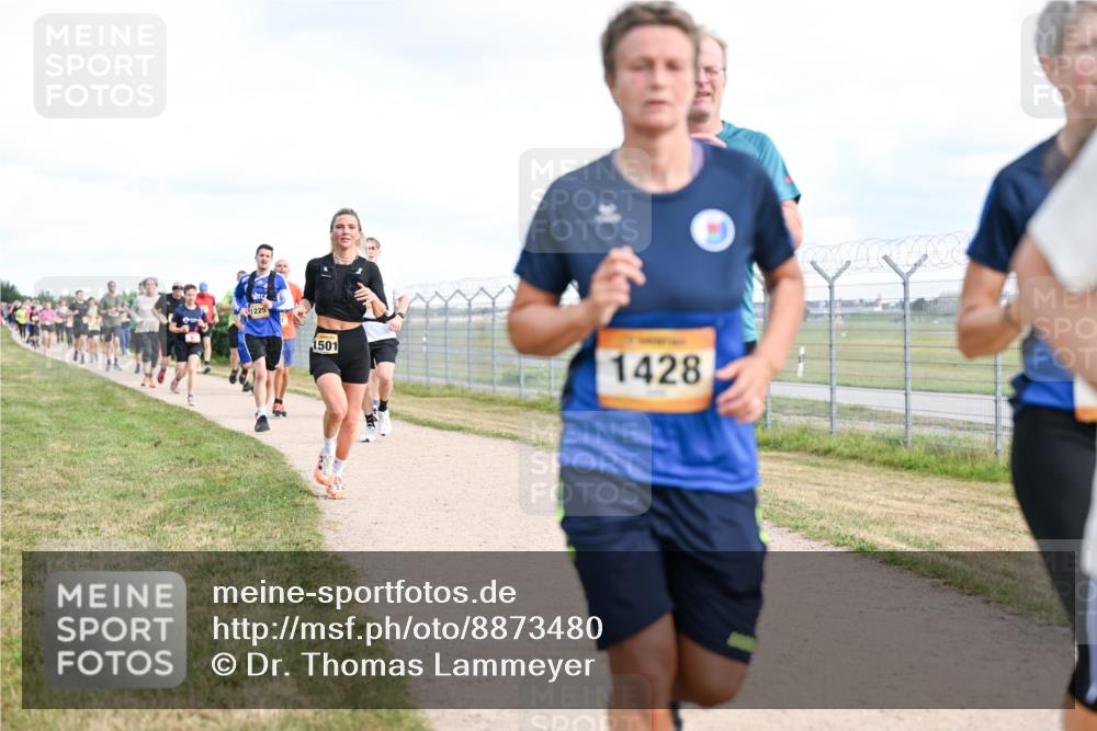 14.09.2025 - Airport Race Dr. Thomas Lammeyer http://msf.ph/oto/8873480 14.09.2025 12:18:12 Laufen 1225, 1501, 1428 meine-sportfotos.de