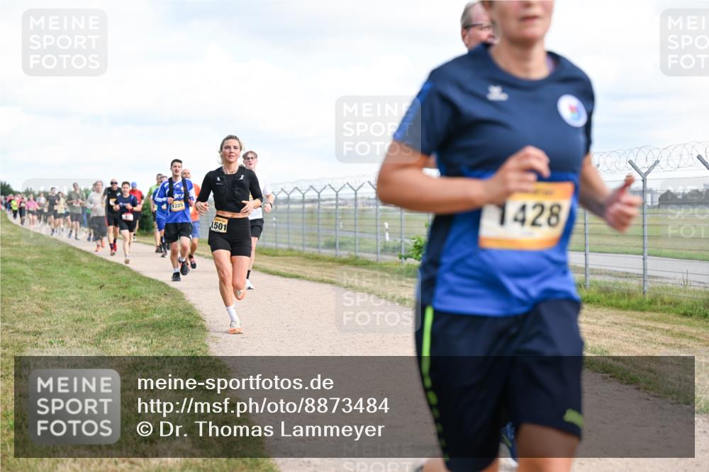 14.09.2025 - Airport Race Dr. Thomas Lammeyer http://msf.ph/oto/8873484 14.09.2025 12:18:13 Laufen 1225, 1501, 1428 meine-sportfotos.de