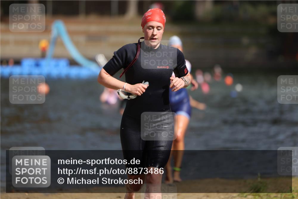 14.09.2025 - Stadtparktriathlon Michael Strokosch http://msf.ph/oto/8873486 14.09.2025 12:14:00 Schwimmen 1236, 1237, 1288, 1290 meine-sportfotos.de