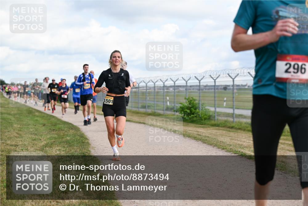 14.09.2025 - Airport Race Dr. Thomas Lammeyer http://msf.ph/oto/8873494 14.09.2025 12:18:13 Laufen 1225, 1501, 296 meine-sportfotos.de